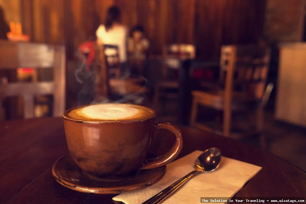 Alenta Warung Kopi tempat bersantai.