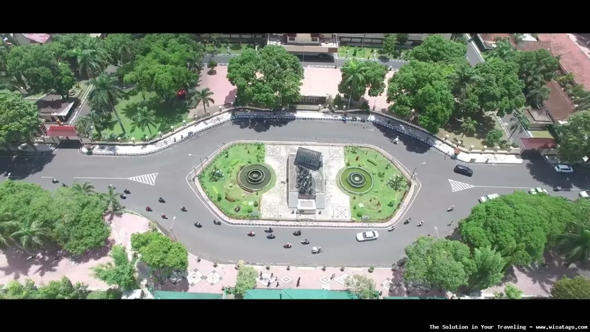 Alun Alun Bondowoso, ruang publik populer