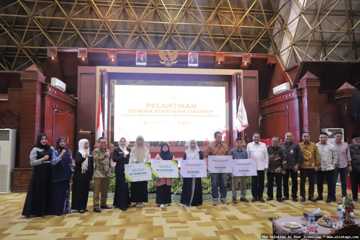 Anjong Mon Mata Banda Aceh megah.