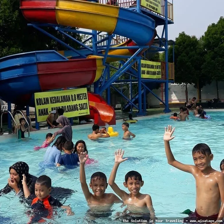 Arina Waterpark, keseruan bermain air