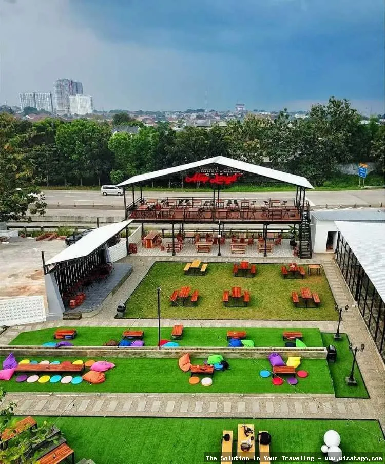 Atap Langit Coffee And Eatery Bandung