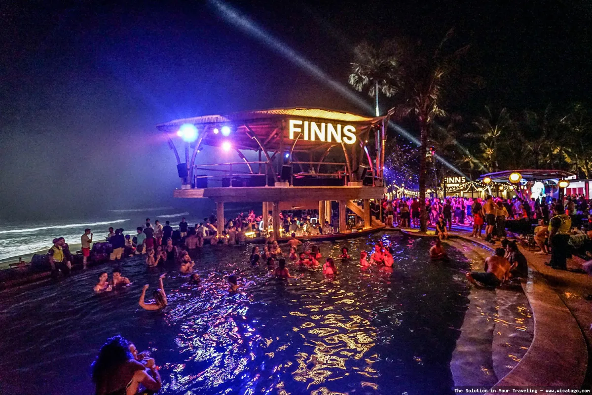 Beach Club Di Bali populer.