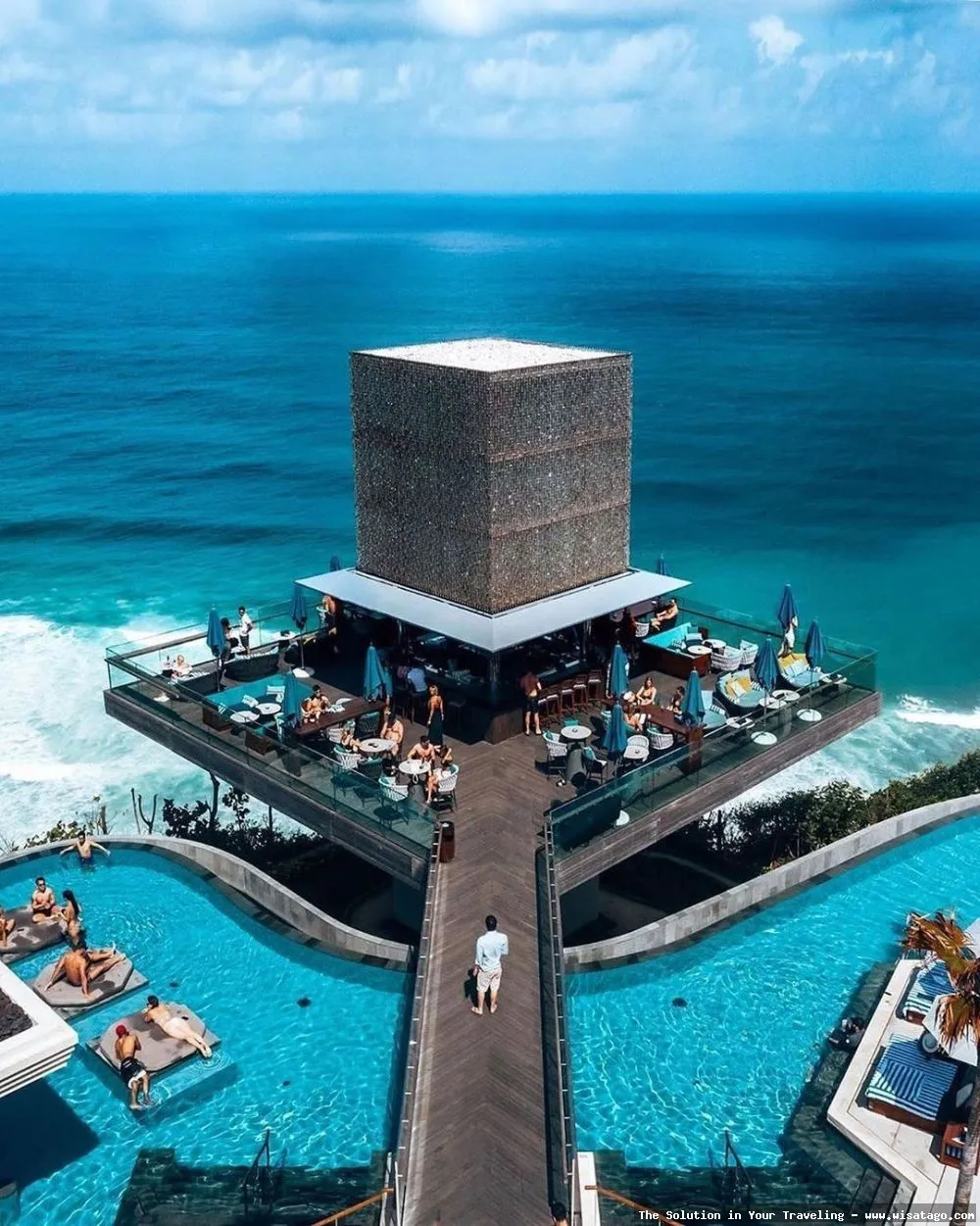 Beach Club Di Bali populer.