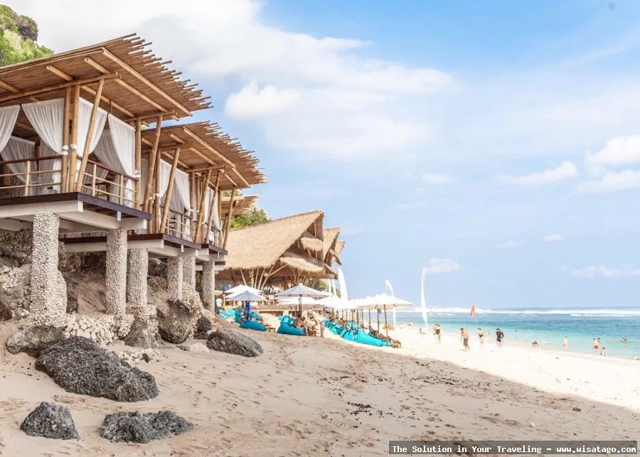 Beach Club Di Bali populer.