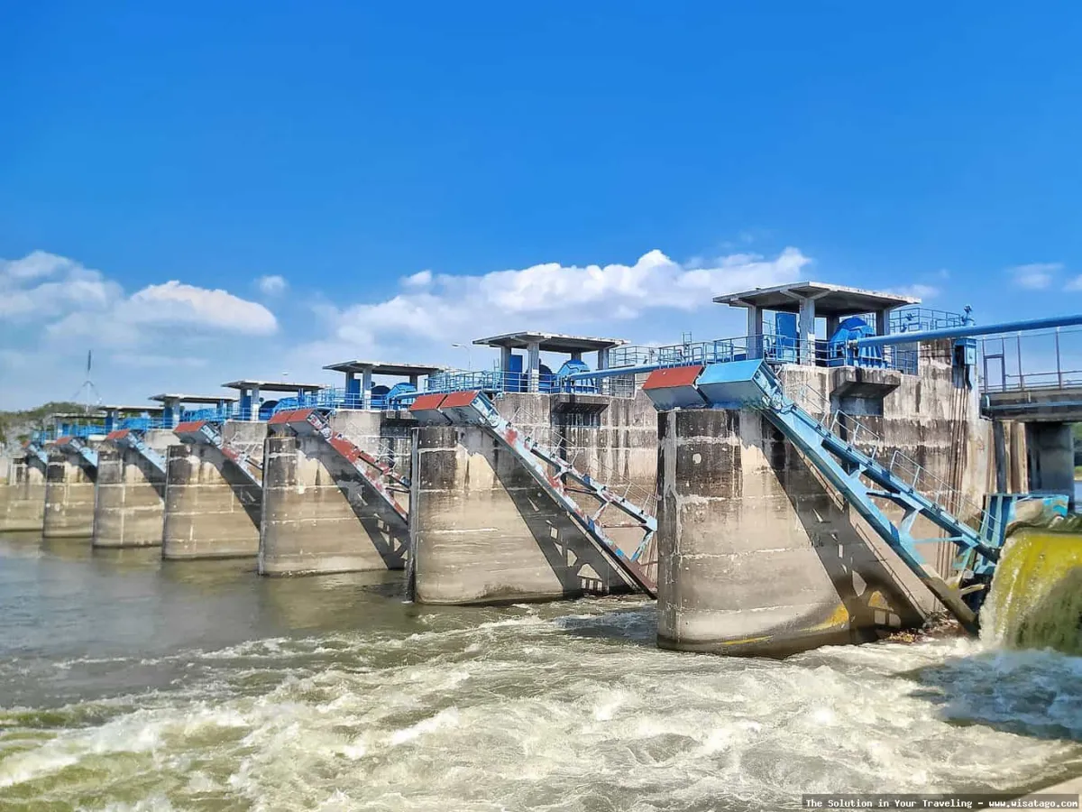 Bendungan Gerak Babat atur aliran sungai