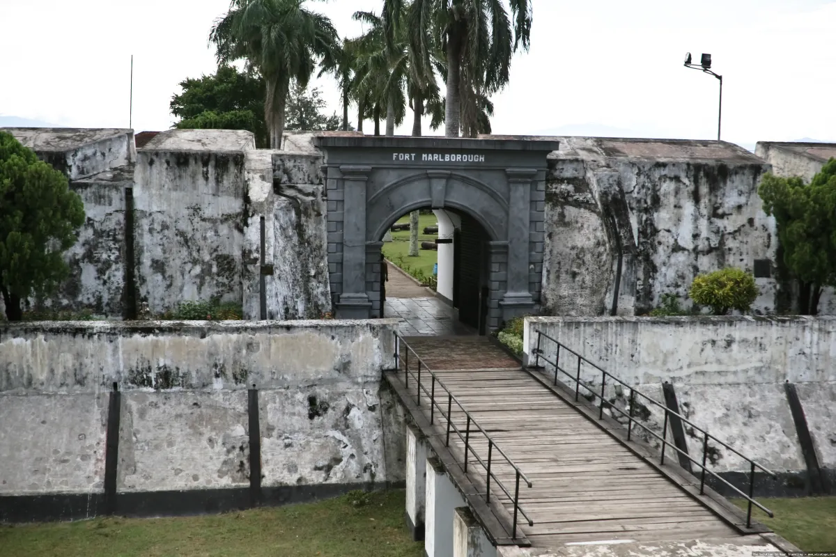 Benteng Marlborough: bangunan bersejarah megah