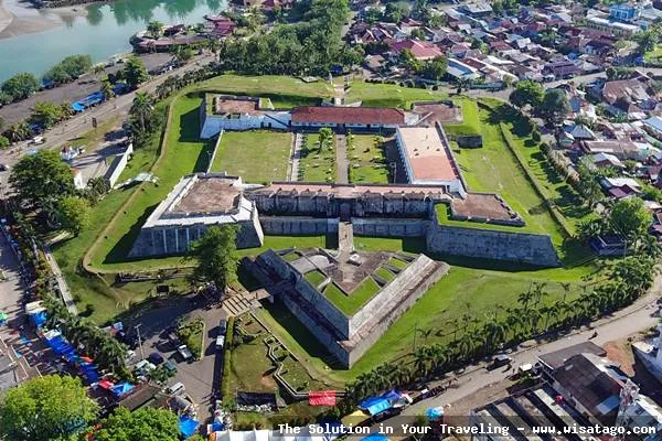 Benteng Marlborough: bangunan bersejarah megah