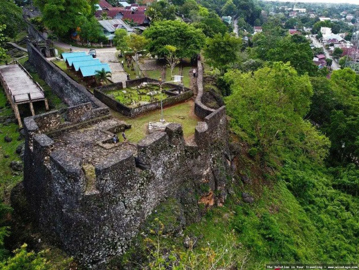 Benteng Pertahanan Bukit Kursi yang kokoh