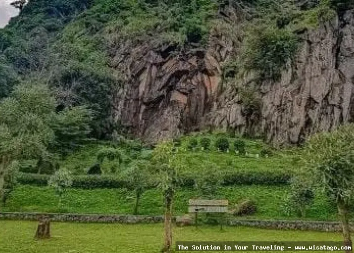 Bukit Gronggong, pemandangan alam memukau