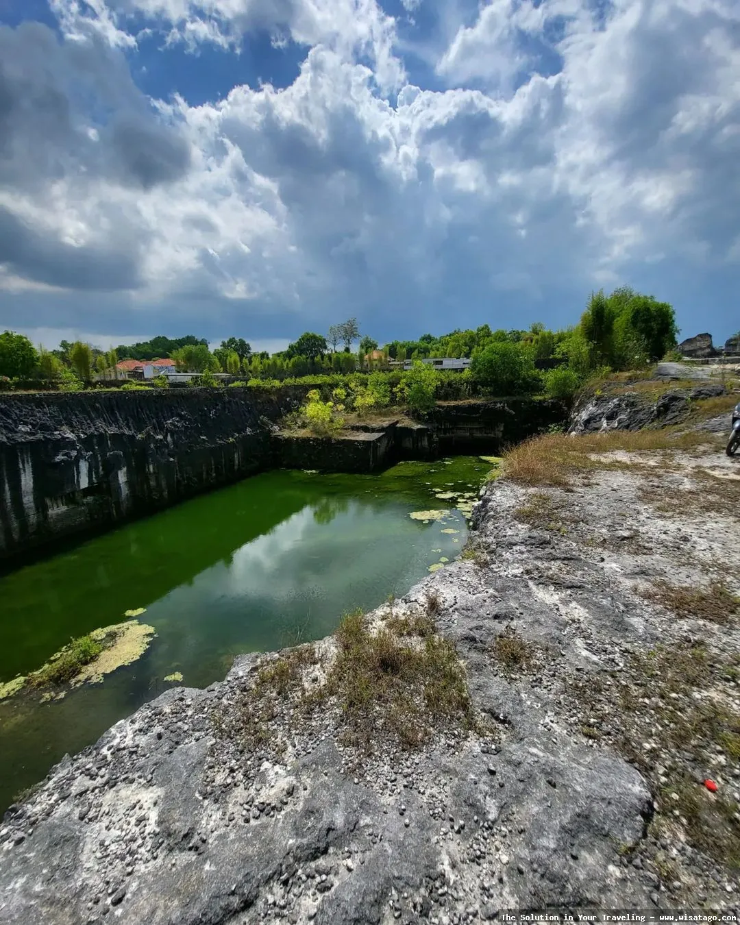 Bukit Jaddih, keindahan ukiran kapur.