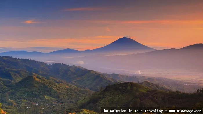 Bukit Khayangan: Tips, Harga Tiket, Kuliner, Lokasi, Fasilitas dan Spot