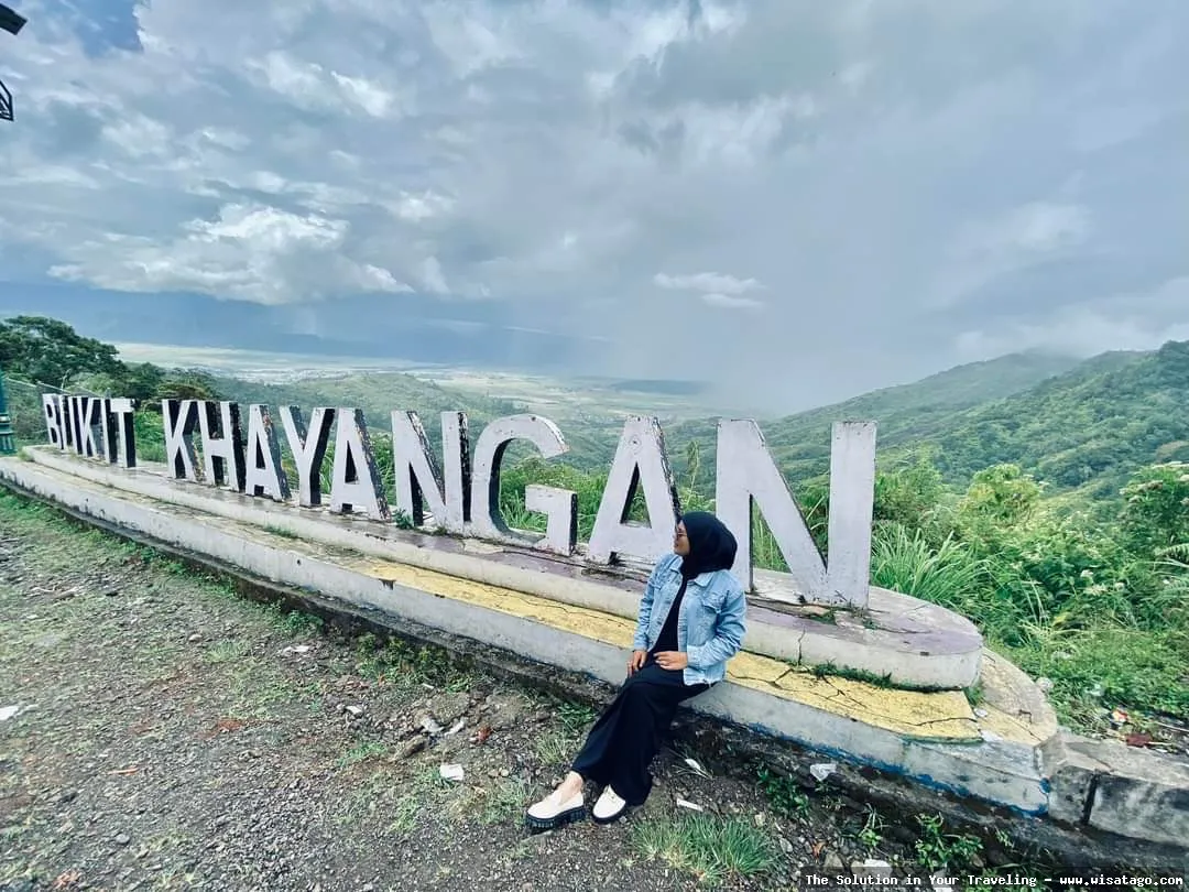 Bukit Khayangan: pemandangan alam menakjubkan