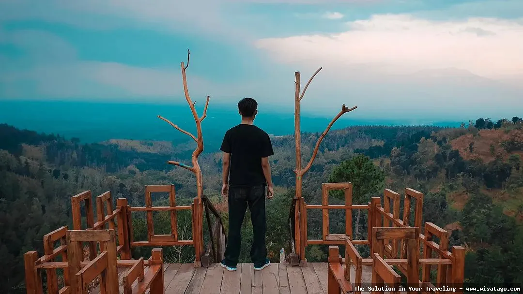 Bukit Maha Dewa, pemandangan menakjubkan