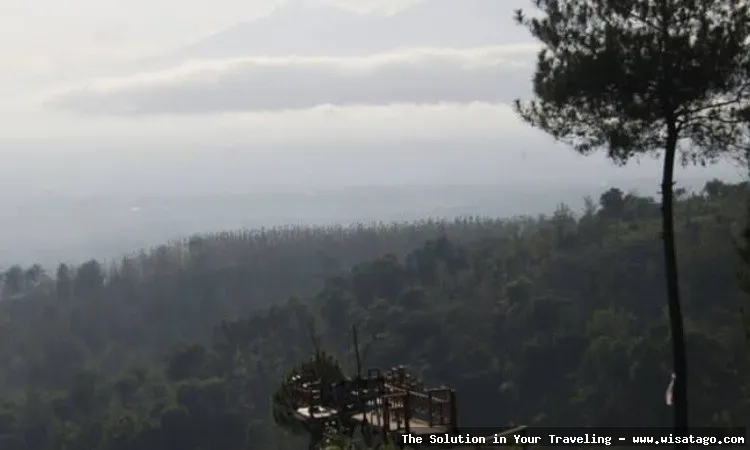 Bukit Maha Dewa, pemandangan menakjubkan