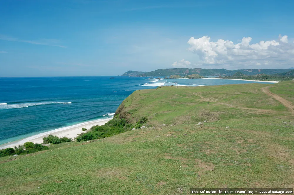 Bukit Merese, lanskap pantai memukau