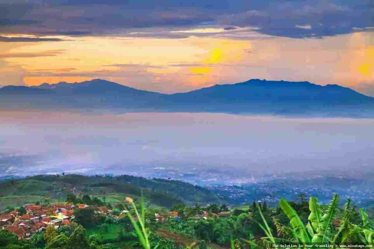 Bukit Moko, pemandangan kota Bandung