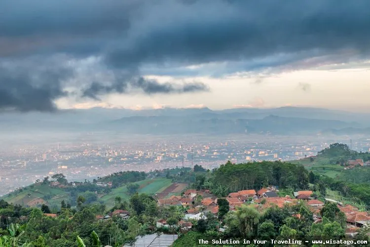 Bukit Moko, pemandangan kota Bandung