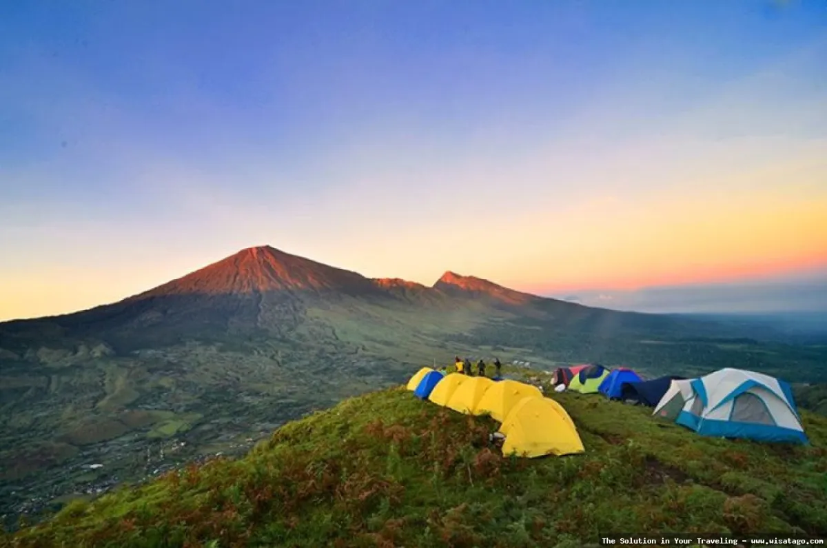 Bukit Nanggi Sembalun: Tips, Harga Tiket, Kuliner, Lokasi, Fasilitas dan Spot Bukit Nanggi Sembalun: Tips, Harga Tiket, Kuliner, Lokasi, Fasilitas dan Spot
