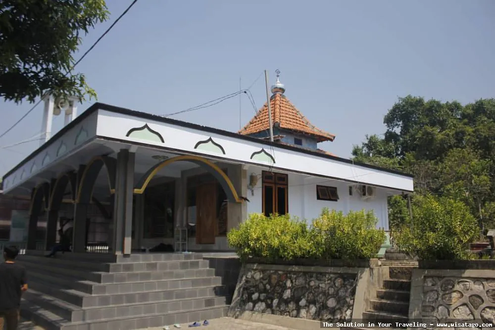 Bukit Surowiti, pemandangan alam memukau