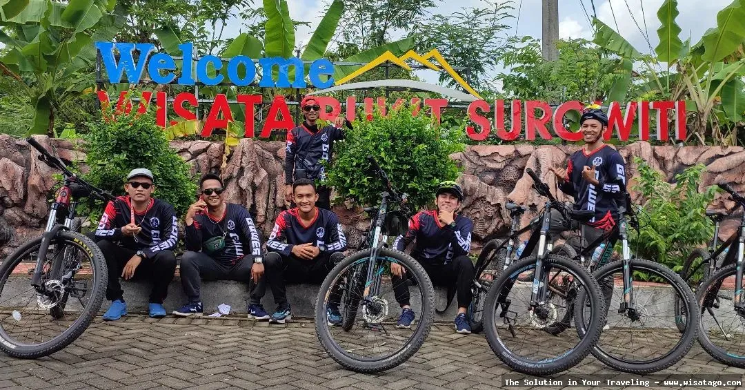 Bukit Surowiti, pemandangan indah memukau.