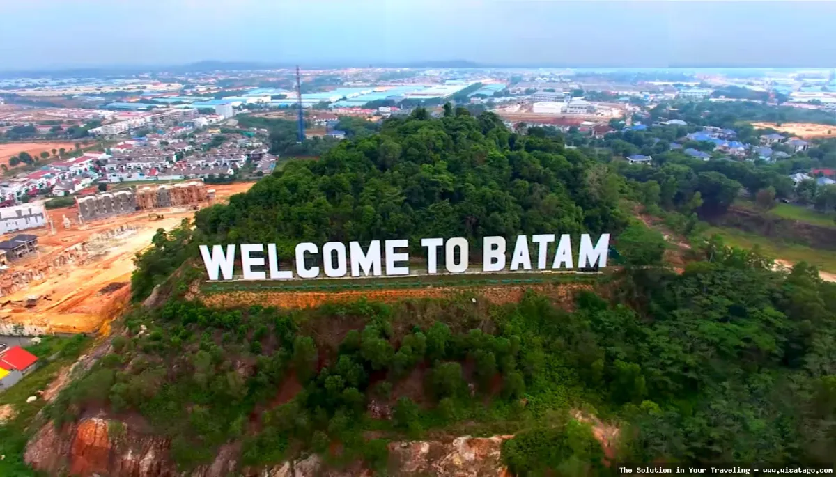Bukit Welcome To Batam yang ikonik