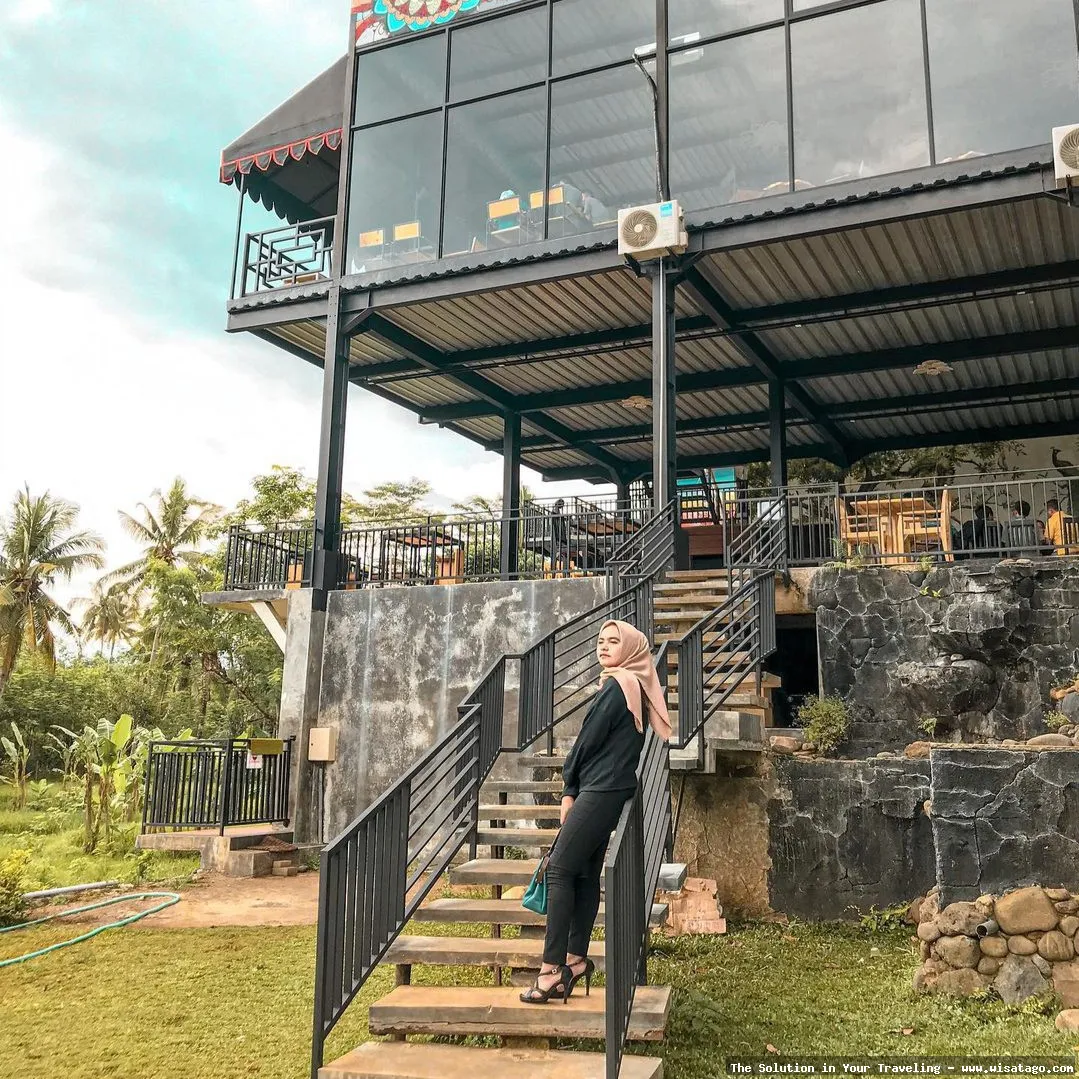 Cafe Senja Jember yang menawan