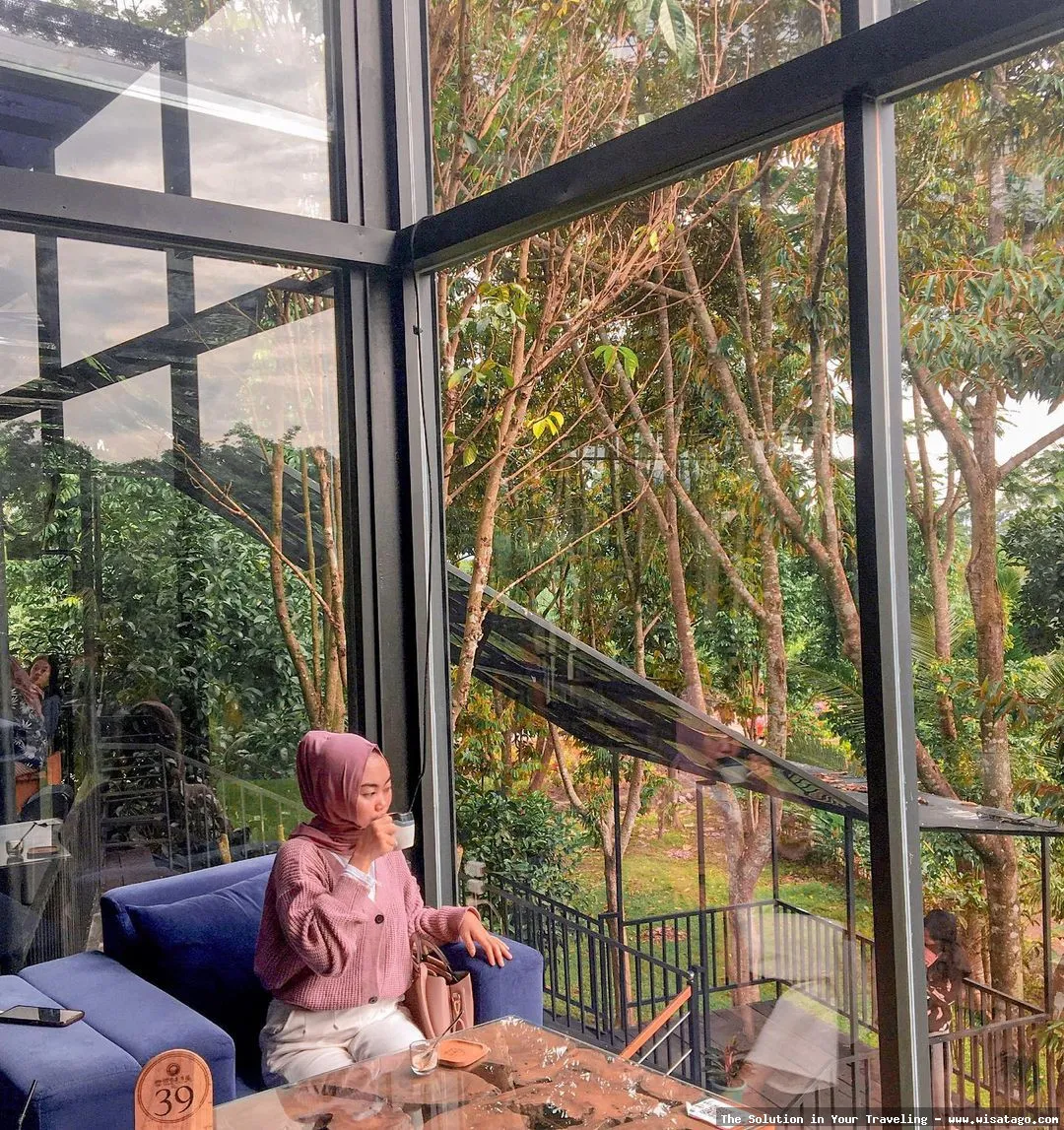 Cafe Senja Jember, tempat nongkrong asyik