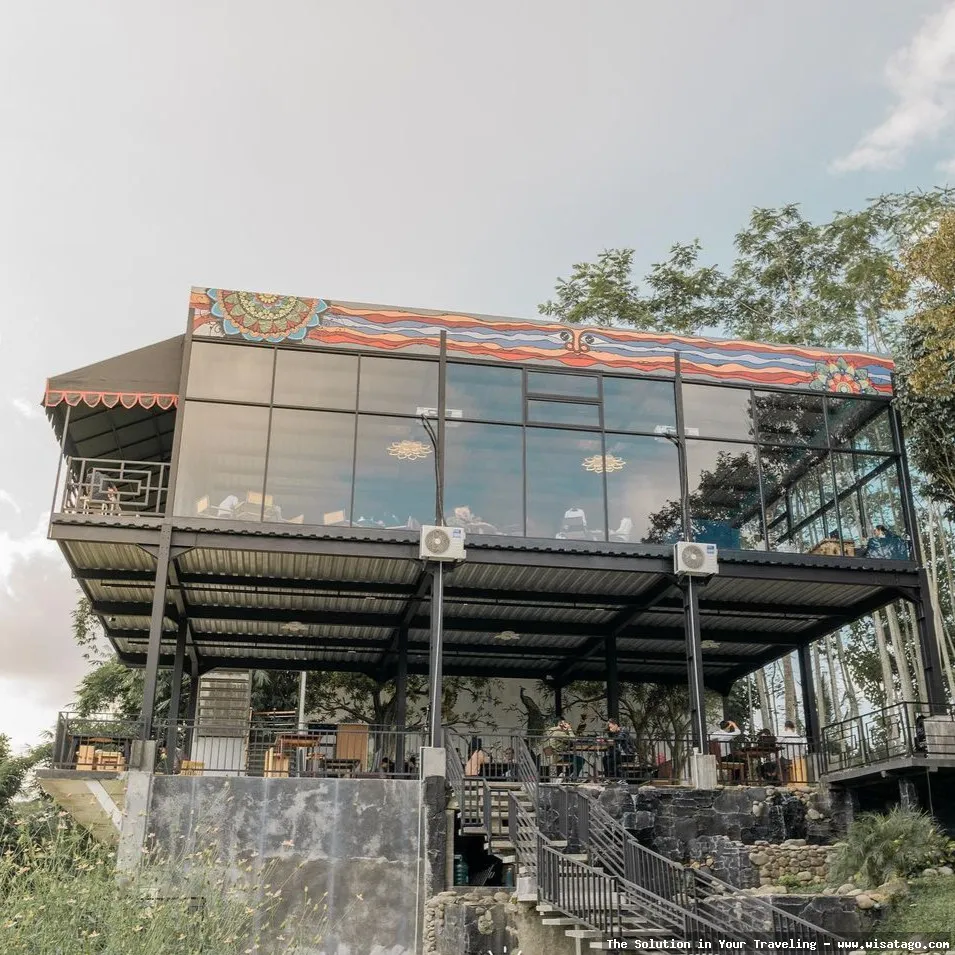 Cafe Senja Jember yang menawan