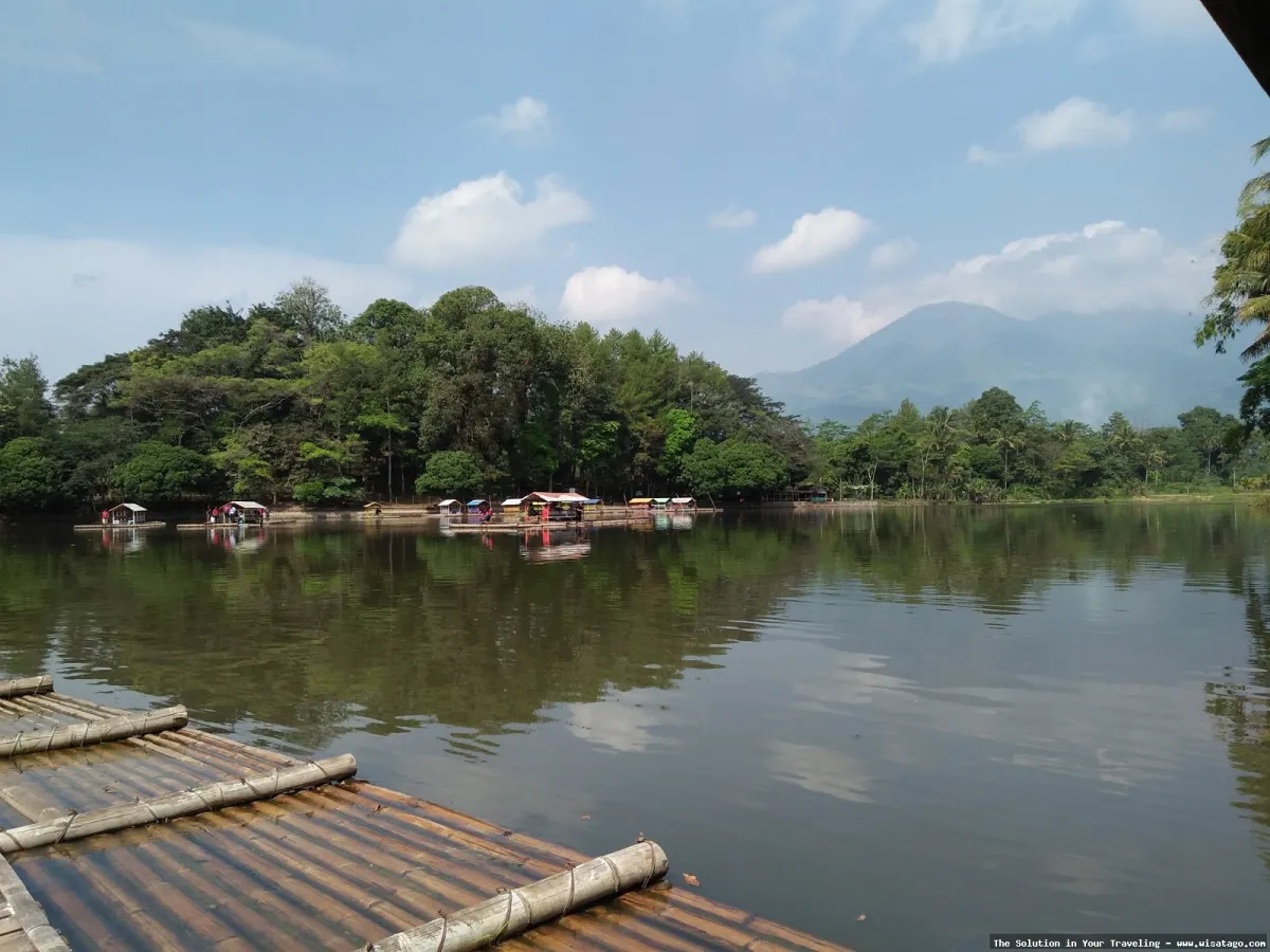 Candi Cangkuang: warisan budaya Garut