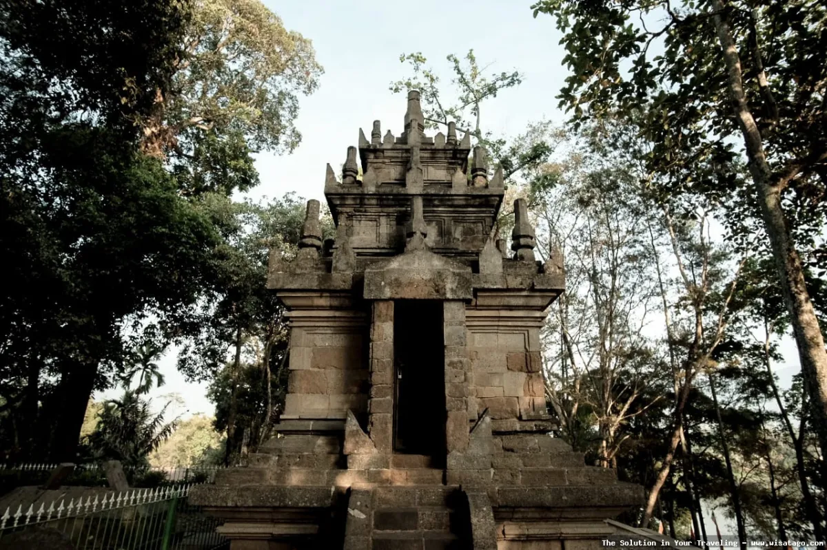 Candi Cangkuang: warisan budaya Garut