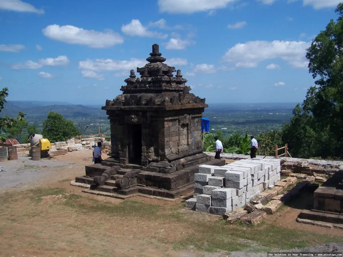 Candi Ijo: megahnya arsitektur kuno.