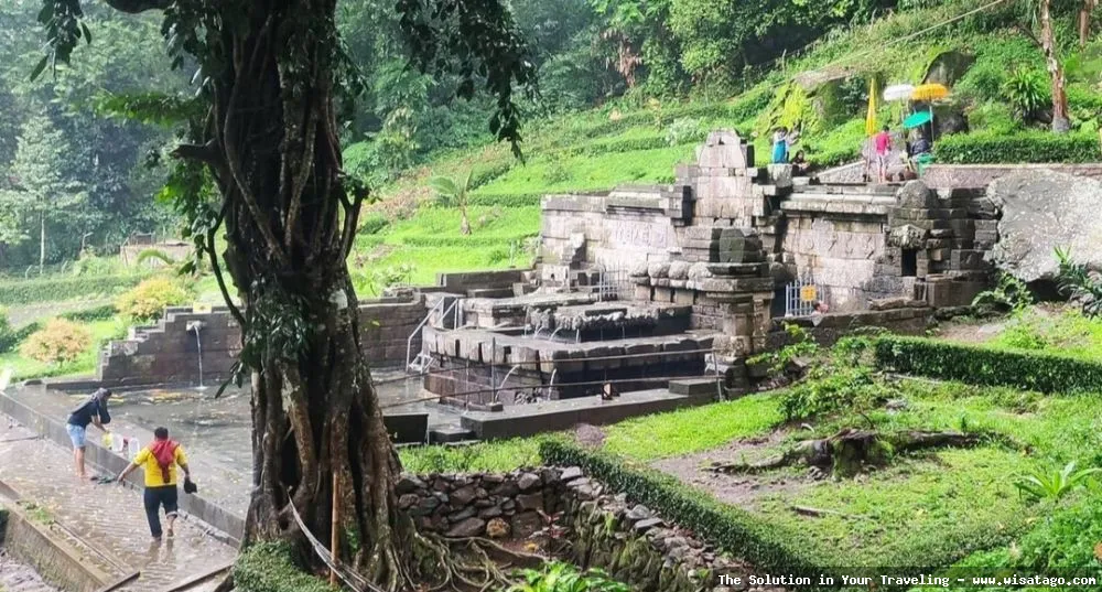 Candi Jolotundo: Tips, Harga Tiket, Kuliner, Lokasi, Fasilitas dan Spot Candi Jolotundo: Tips, Harga Tiket, Kuliner, Lokasi, Fasilitas dan Spot