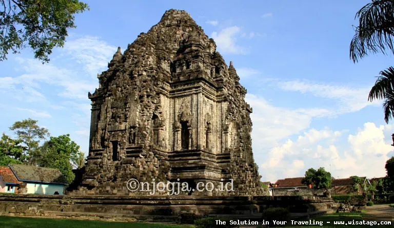 Candi Kalasan, megah dan bersejarah