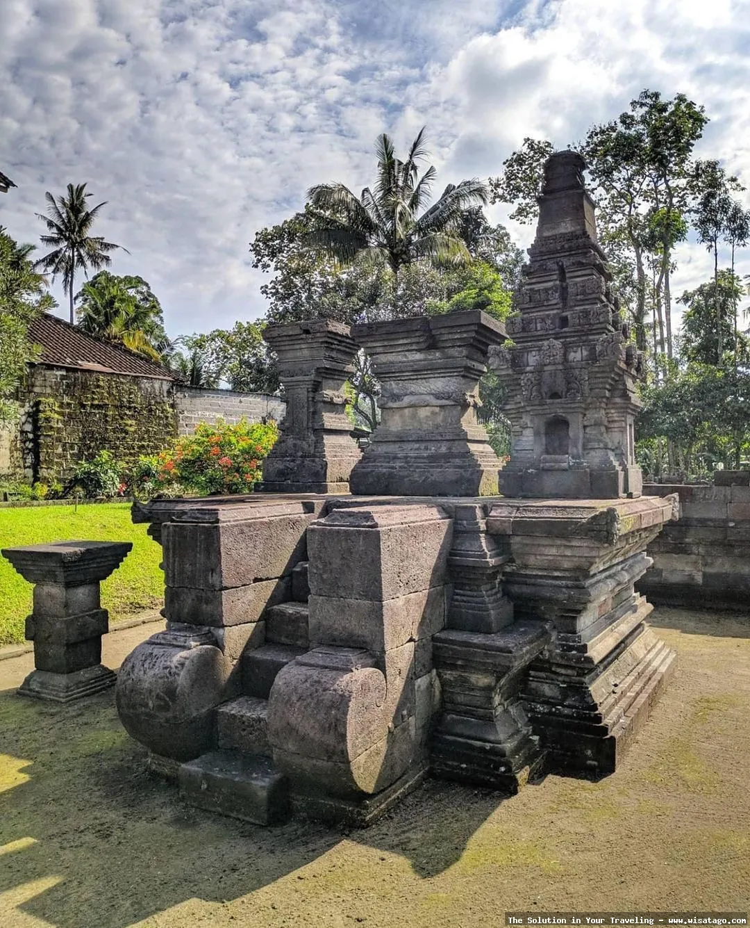 Candi Kotes: Tips, Harga Tiket, Kuliner, Lokasi, Fasilitas dan Spot Candi Kotes: Tips, Harga Tiket, Kuliner, Lokasi, Fasilitas dan Spot