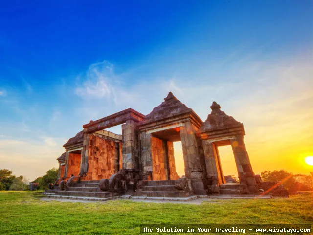 Candi Ratu Boko, istana megah bersejarah