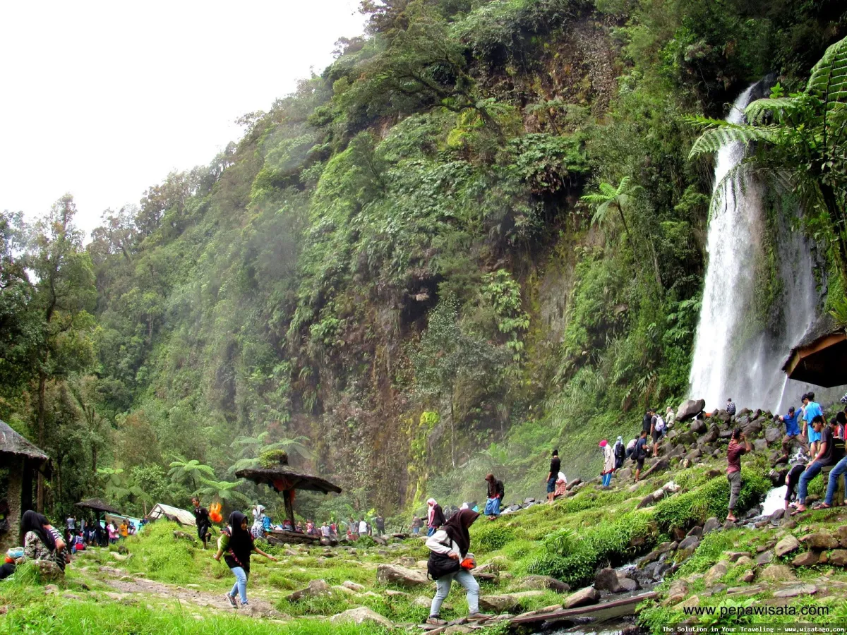 Curug Cibeureum: air terjun yang indah