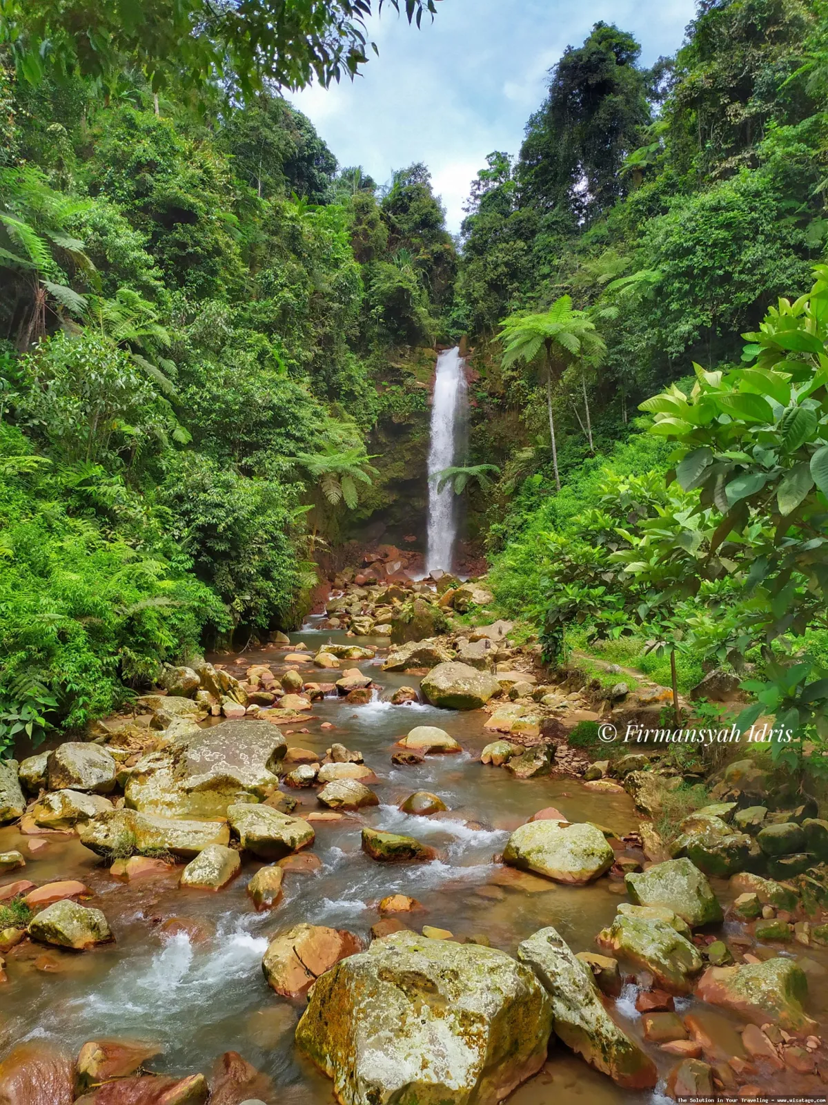 Curug Cibeureum, air terjun mempesona
