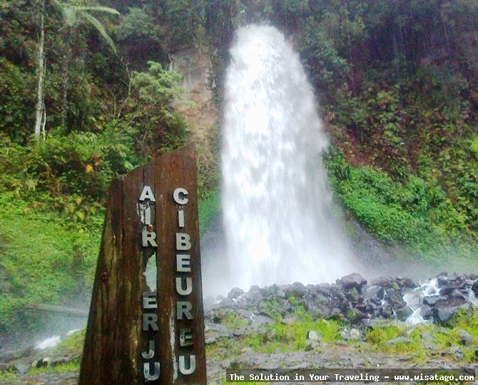 Curug Cibeureum: air terjun yang indah