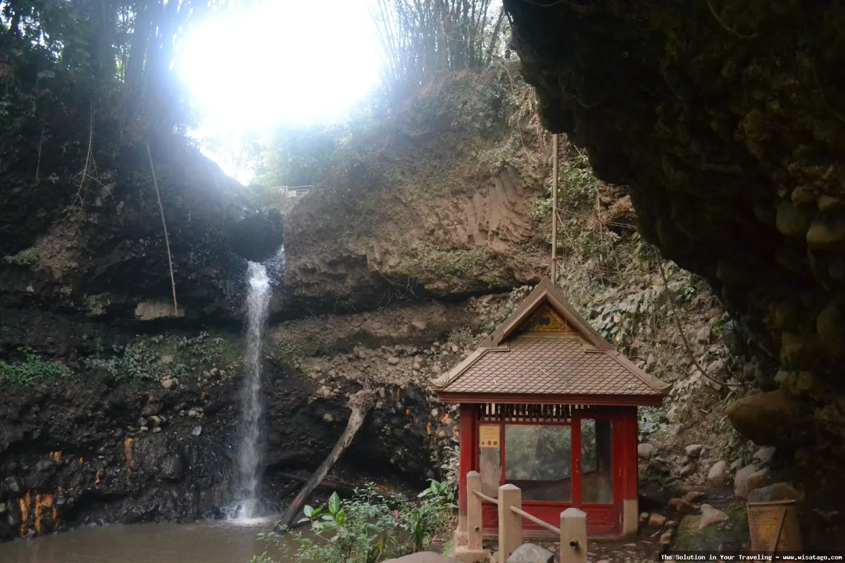 Curug Dago: keindahan air terjun Bandung