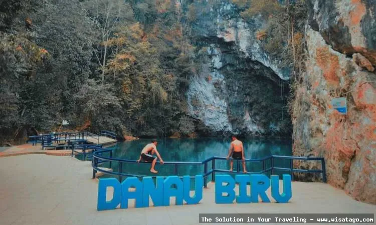 Danau Biru, keindahan alam memukau