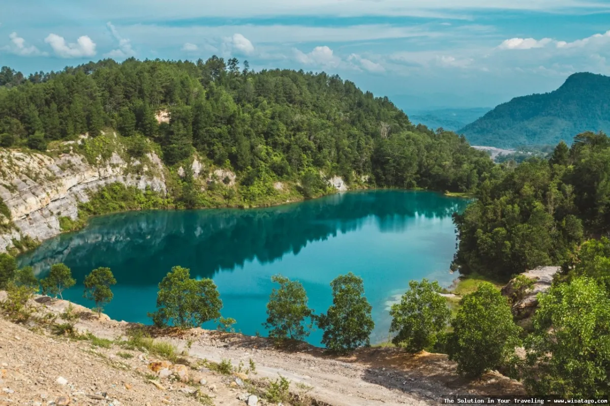 Danau Biru Muara Tembesi yang mempesona