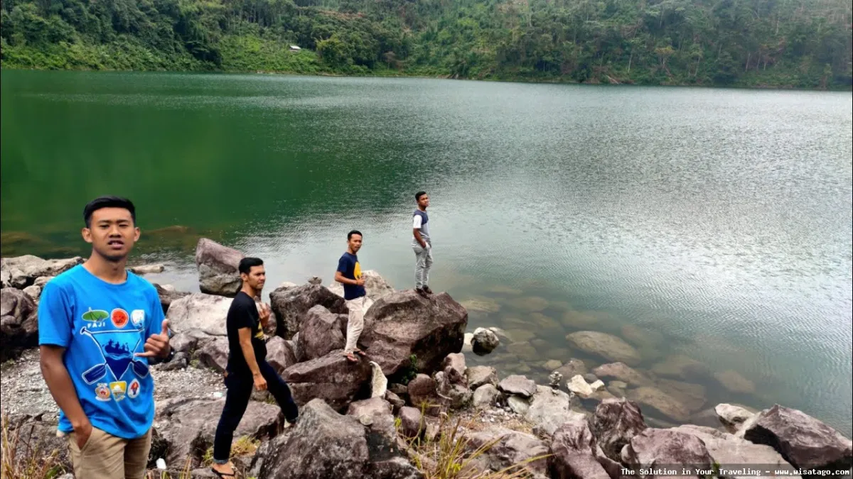 Danau Duo: keindahan alam memesona