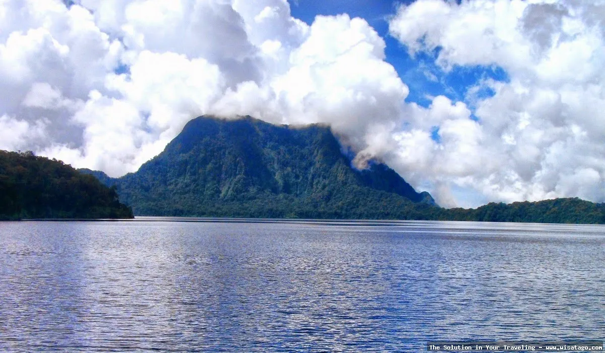 Danau Gunung Tujuh, danau kaldera indah