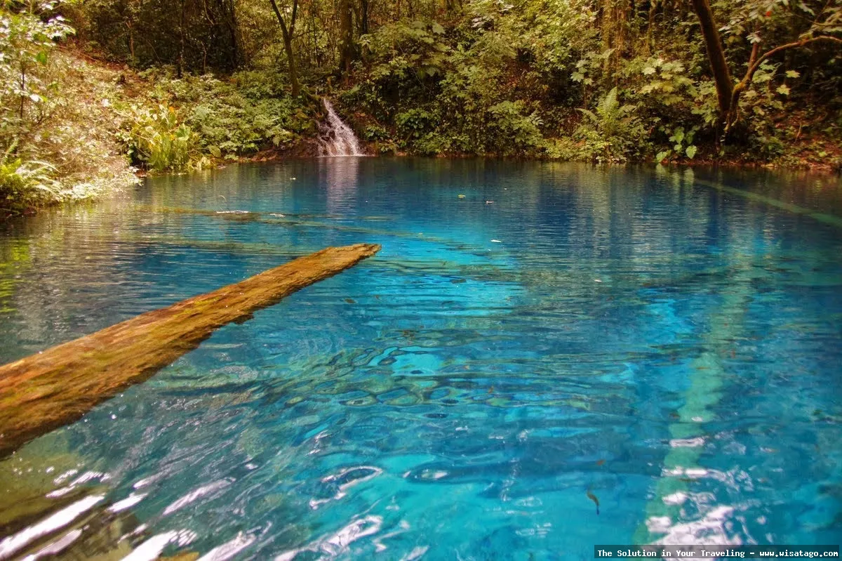 Danau Kaco, keindahan alam Jambi.