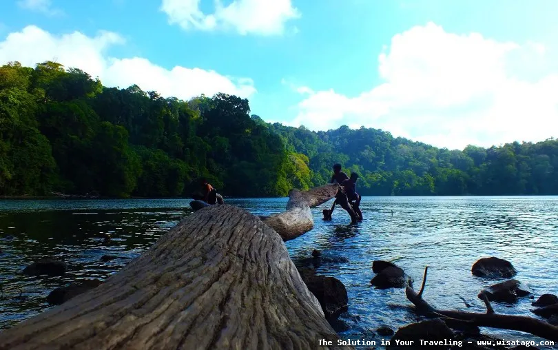 Danau Kastoba, danau alami menawan