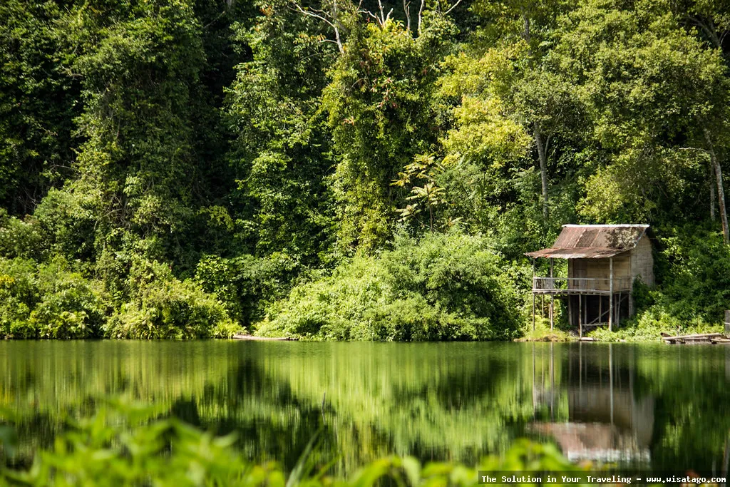 Danau Lingkat, danau yang menawan.