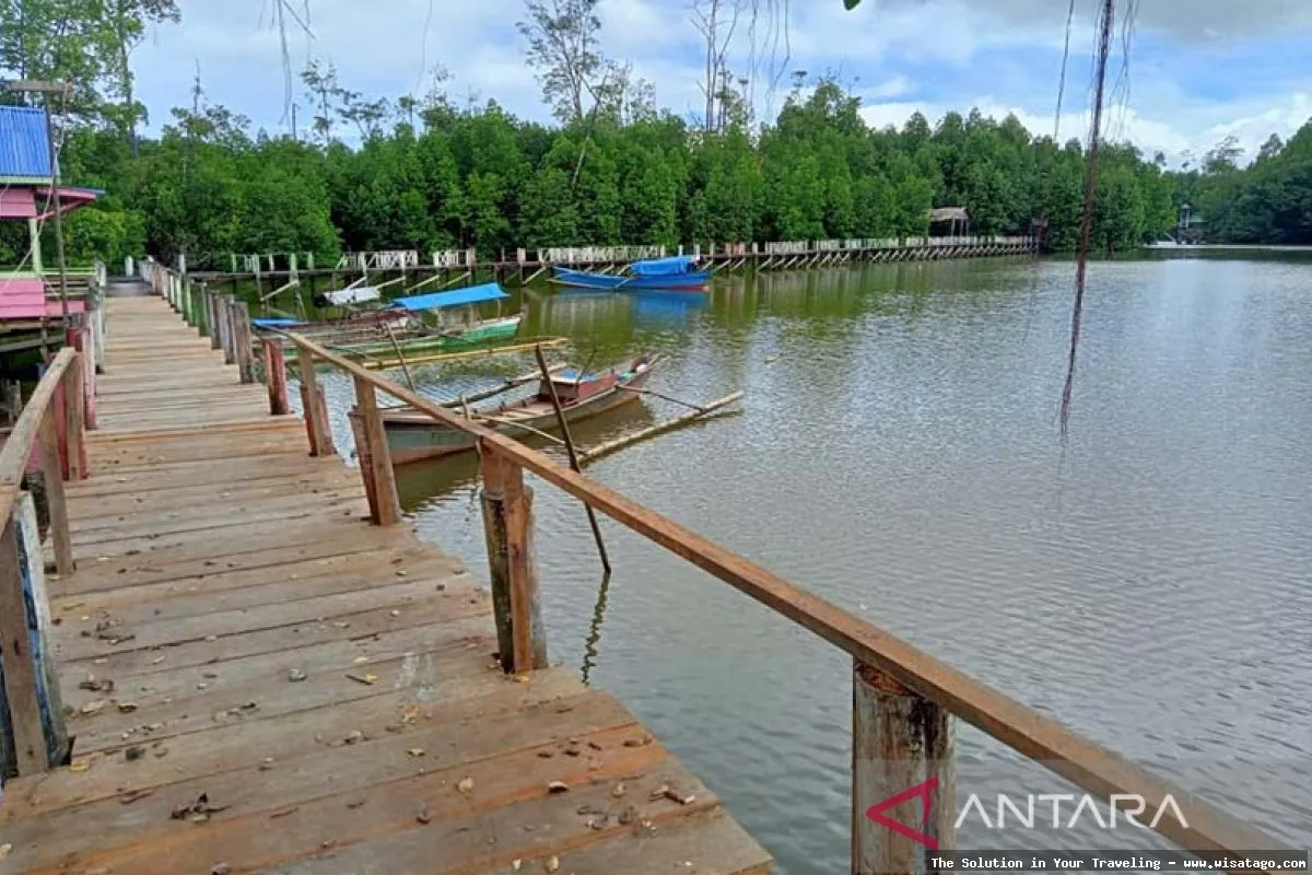 DERMAGA APUNG SIMEULUE, fasilitas transportasi laut.
