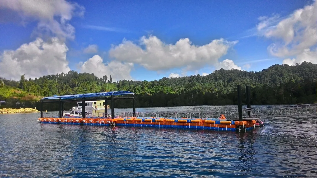 DERMAGA APUNG SIMEULUE: infrastruktur pesisir modern