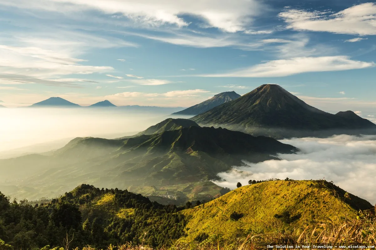 Dieng Plateau: Tips, Harga Tiket, Kuliner, Lokasi, Fasilitas dan Spot Dieng Plateau: Tips, Harga Tiket, Kuliner, Lokasi, Fasilitas dan Spot