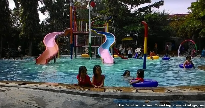 Dumilah Water Park, wahana air seru.